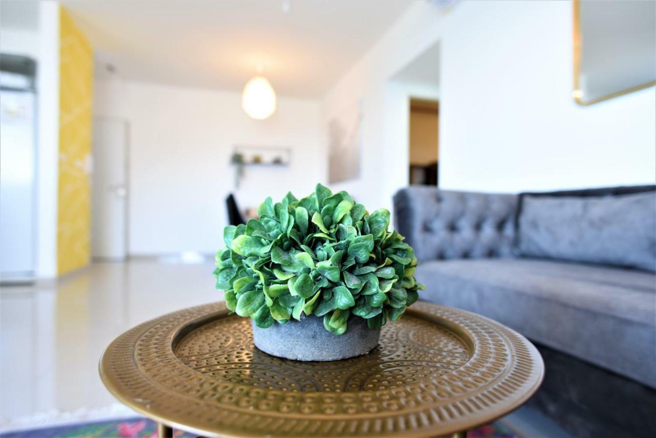 Aristone Luxury Apartment 티베리아 외부 사진