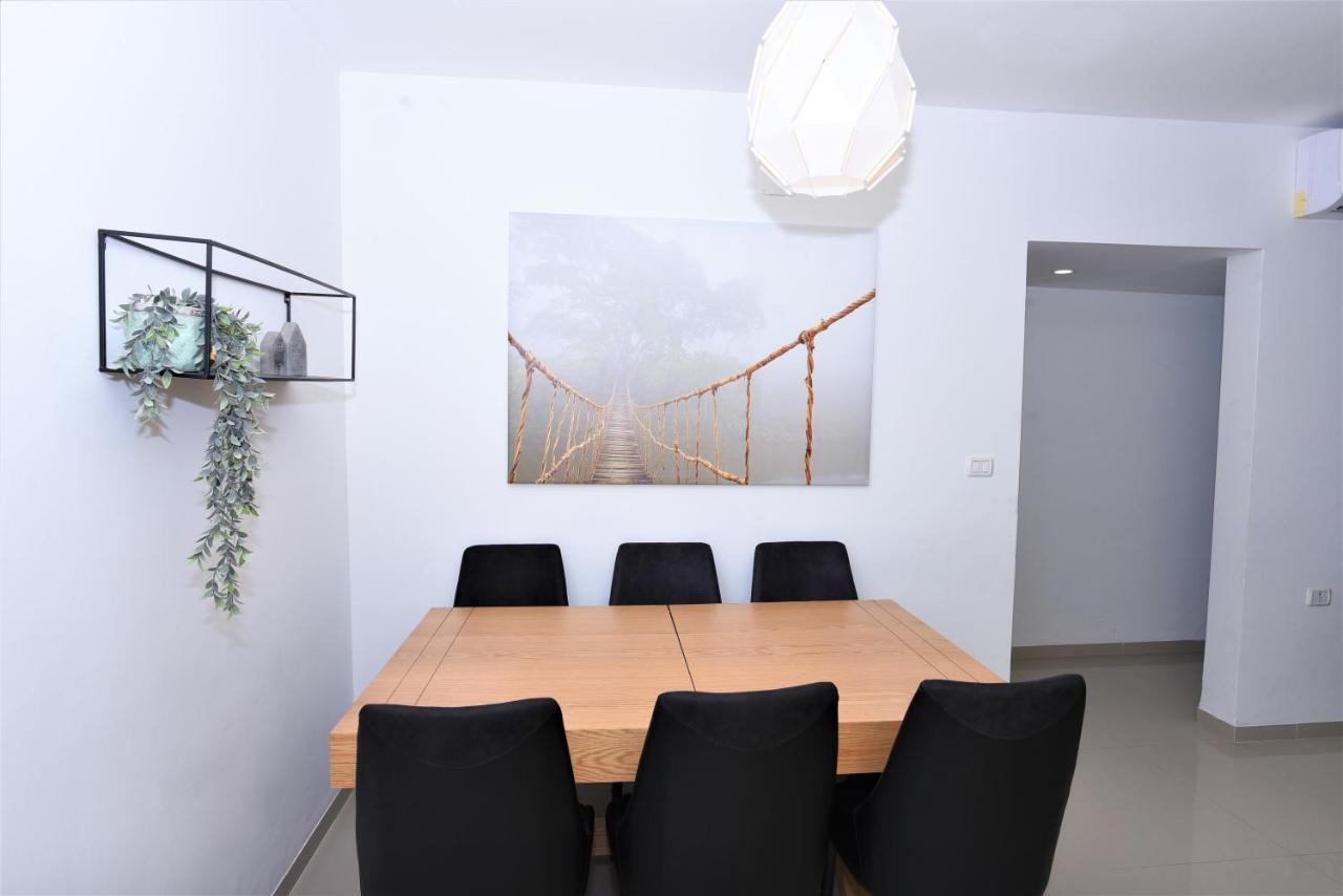 Aristone Luxury Apartment 티베리아 외부 사진